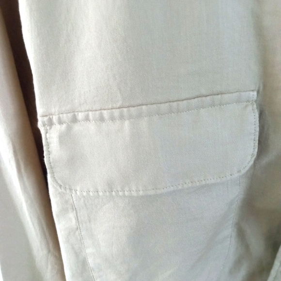 BANANA REPUBLIC Untucked Slim 100% Lightweight COTTON Khaki Tan Shirt | XL - Picture 4 of 9